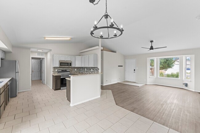 133 S Spaulding Ave, Pueblo, CO 81007 - photo 5