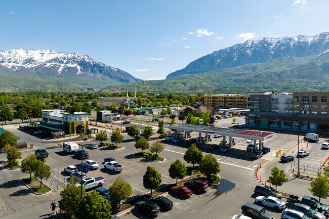 An overview of the picturesque Cherry Hill neighborhood with its mountainous views.