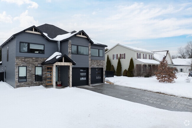 Just outside the downtown area there are new housing developments popping up with modern builds to meet the chanigng design styles of our day.