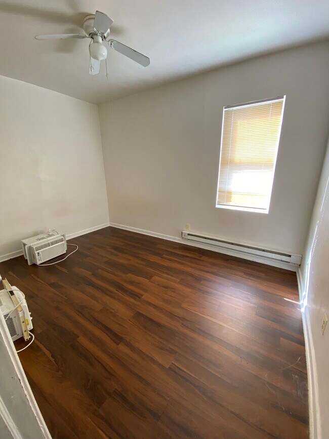 527 Oldham St unit 527 Oldham Street, Baltimore, MD 21224 - photo 6