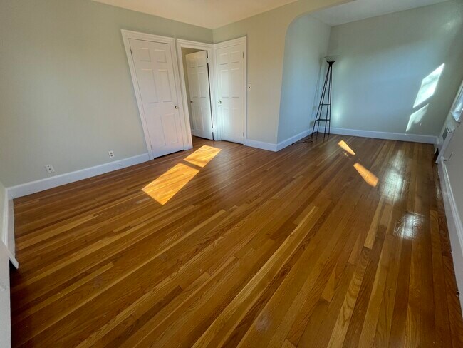 273 Washington St unit 2, Somerville, MA 02143 - photo 3