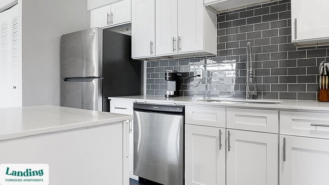 4901 Whitton Place unit 6265F, Indianapolis, IN 46220 - photo 4