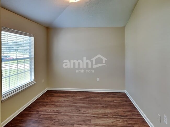 10120 Lancashire Dr, Jacksonville, FL 32219 - photo 6