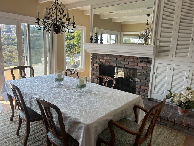 27078 Sunnyridge Rd, Palos Verdes Peninsula, CA 90274 - photo 6