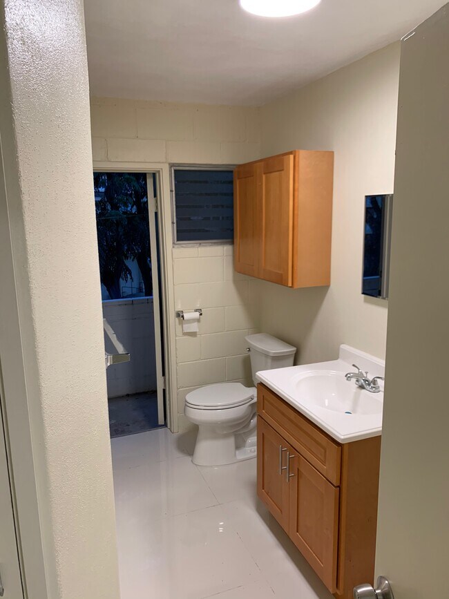 1515B S King St unit 7, Honolulu, HI 96826 - photo 4