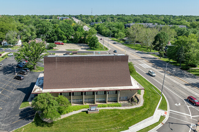 After school programs at Peoria RD Preus Evangelical Lutheran High School are plentiful.