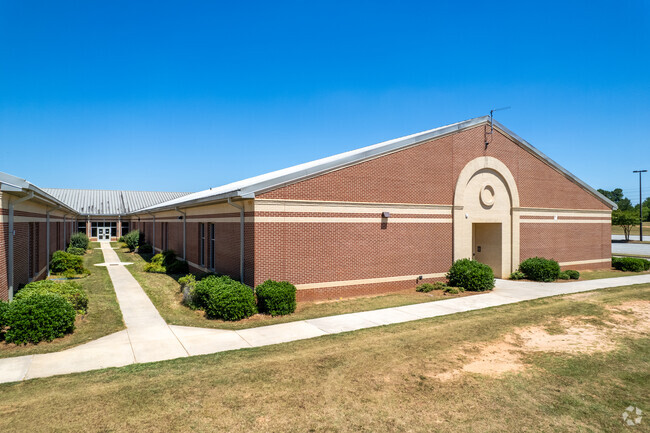Rocky Creek Elementary School includes levels Pre-K to K-5.