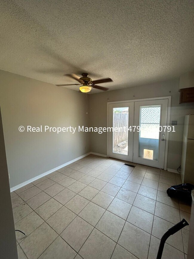 2320 S 50th St, Fort Smith, AR 72903 - photo 4