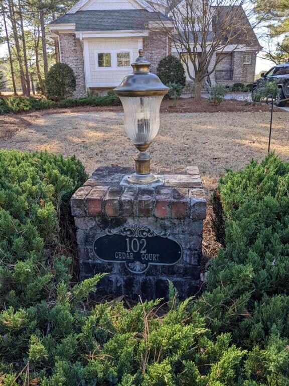 102 Cedar Ct, Wallace, NC 28466
