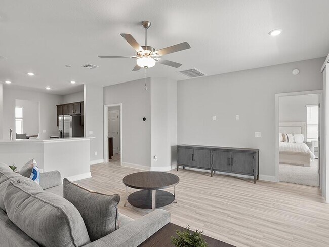 5451 Duxford Cir, St. Cloud, FL 34771 - photo 4