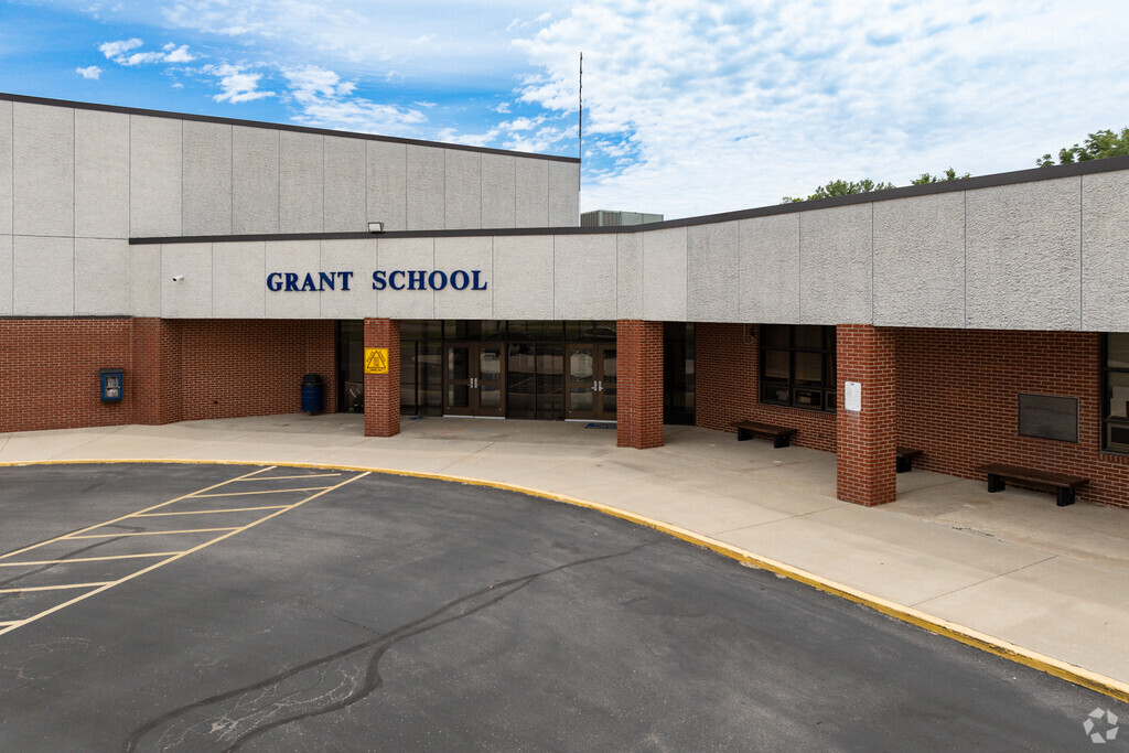 Grant Middle School prioritizes learning and collaboration.