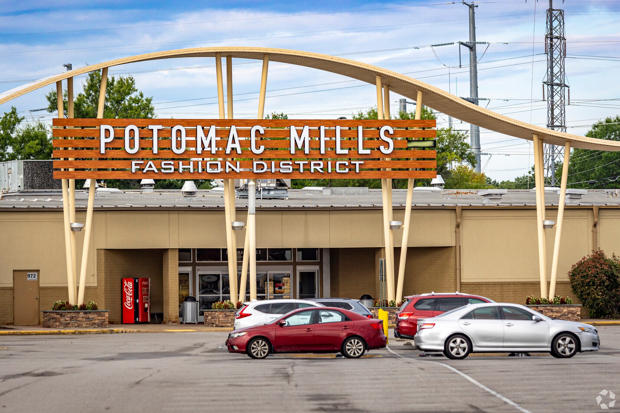 Forestdale puts residents a short drive away from popular destinations like Potomac Mills Mall.