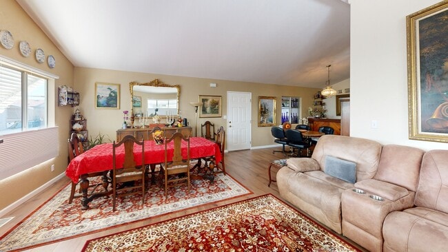 5001 W Florida Ave unit 311, Hemet, CA 92545 - photo 2