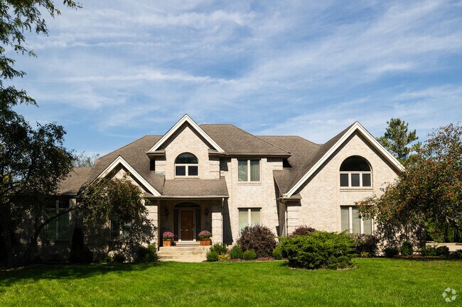 Be amazed at the option of modern, luxury homes in Robert Meadow Hill.