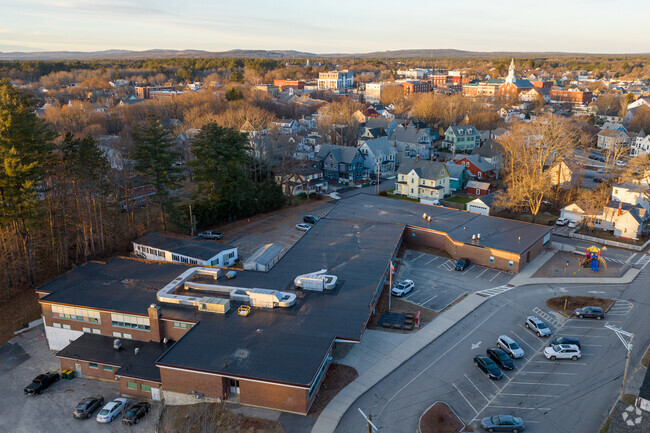 William Allen School is a public school in Strafford County serving students grades K-5.