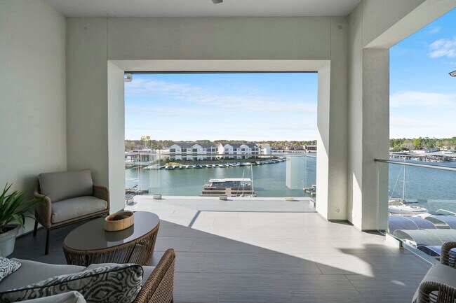 Shoreline on Lake Conroe unit 404, Montgomery, TX 77356 - photo 5