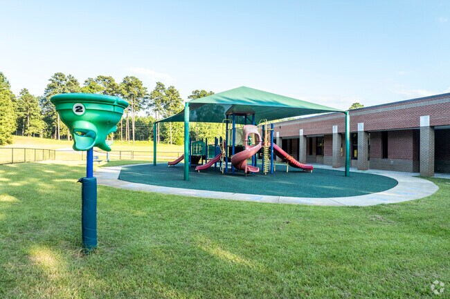 River Springs Elementary School promotes healthy lifestyles with physical education.