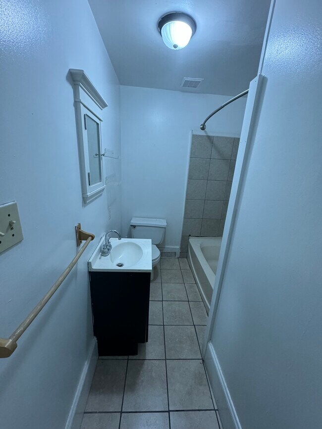 3839 Hamilton St unit 3, Philadelphia, PA 19104 - photo 5