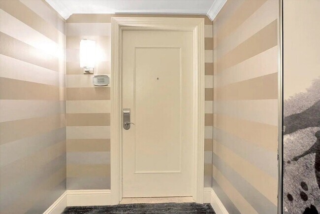 Tresor Tower Fontainebleau unit ID1234541P, Miami Beach, FL 33140 - photo 5