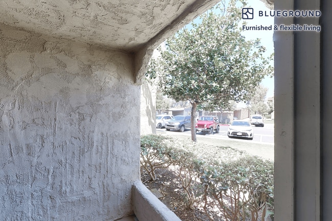 200 Avalon Dr unit FL2-ID5679A, Bedford, MA 01730 - photo 3