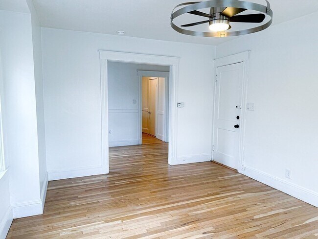 105 Chubbuck St unit 2, Quincy, MA 02169 - photo 7