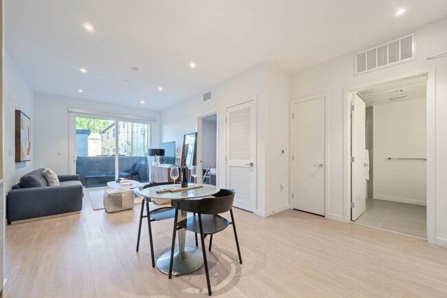 5851 W 88th St unit 306-88, Los Angeles, CA 90045 - photo 4