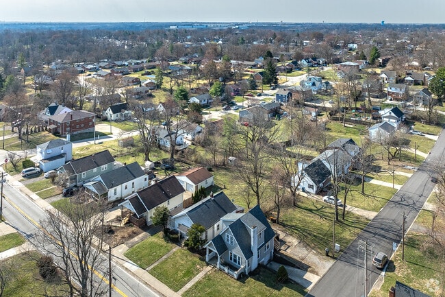 The population of Elsmere is 8,168.