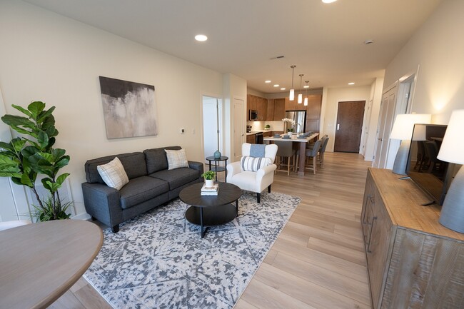 Highlands at Aero Park Apartments & Townhomes 55+, Menomonee Falls, WI 53051 - photo 4