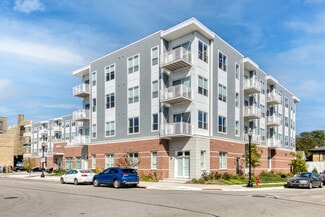 5945 6th Ave Unit 212, Kenosha, WI 53140