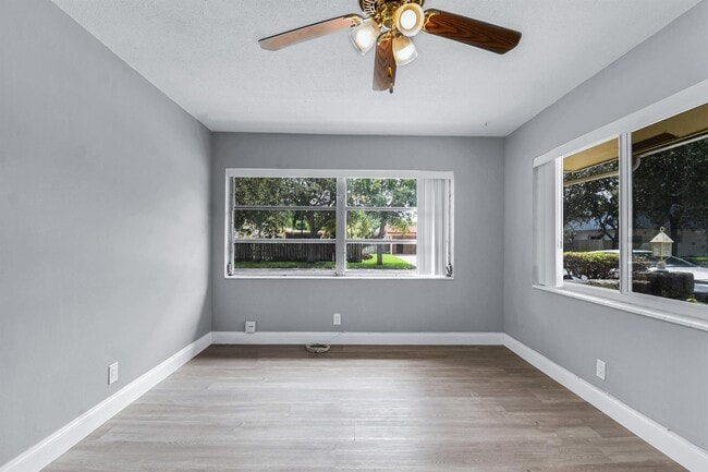 4751 NE 21st Terrace, Lighthouse Point, FL 33064 - photo 6