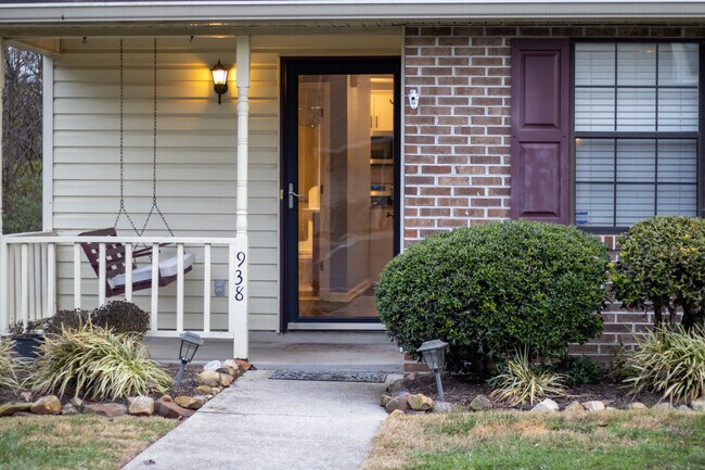 938 Bradley Bell Dr unit 938 Bradley Bell Dr, Knoxville, TN 37938 - photo 2