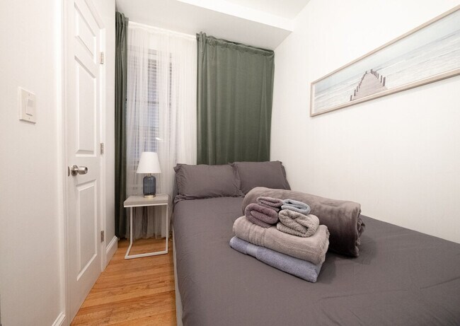 230 W 113th St unit ID1031995P, New York, NY 10026 - photo 4