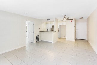 7003 Haskell Ave, Van Nuys, CA 91406