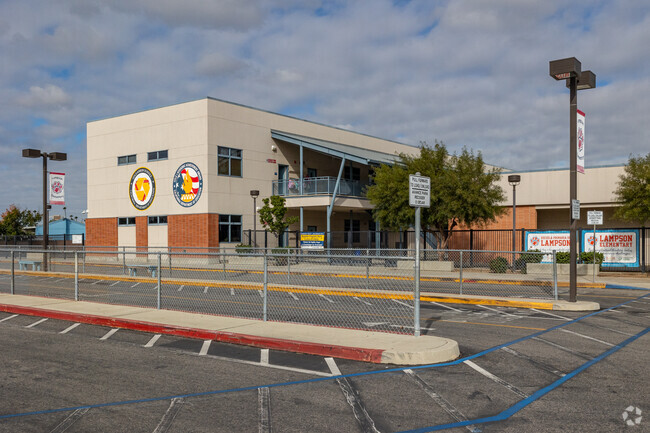 Lampson Elementary School is an amazing place to grow your mind.
