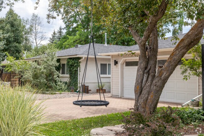 The trees in Coconino Estates are large enough to swing from.