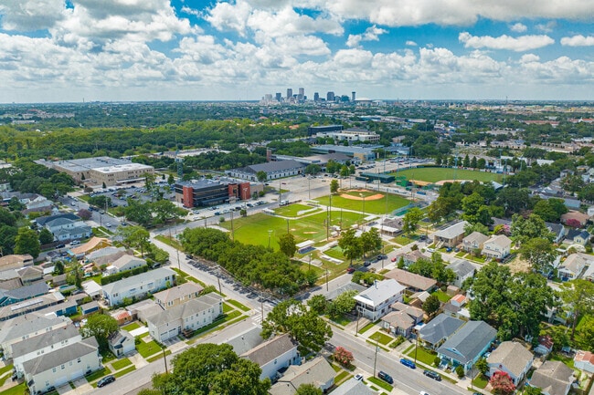 Navarre combines quiet charm with proximity to Delgado Community College.