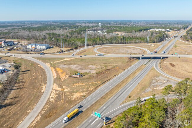 Interstate 26 connects Orangeburg to major South Carolina cities, boosting commerce and tourism.