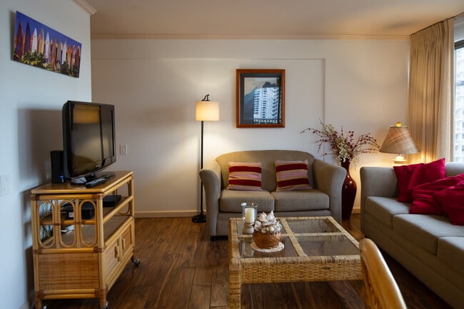 Discovery Bay Center unit 3318, Honolulu, HI 96815 - photo 6