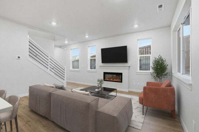 3751 SW 40th St, Gresham, OR 97080 - photo 4