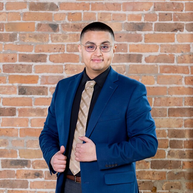 Agent Photo