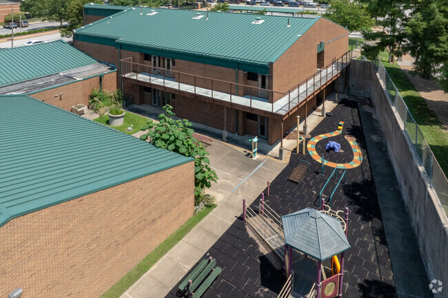 The teacher to student ratio at Gateway Hubert Wheeler School is 5 to 1.