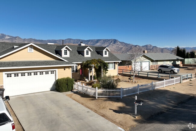 Rows of similar types of homes in Weldon.