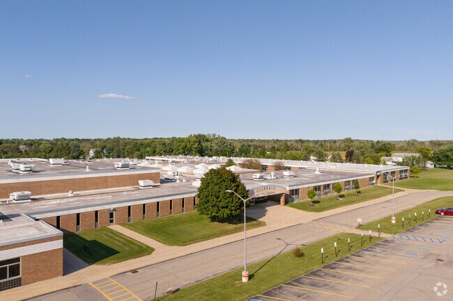 63 percent of students at Clarence Middle School are at least proficient in math.