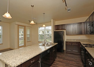 444 E Renfro St, Burleson, TX 76028