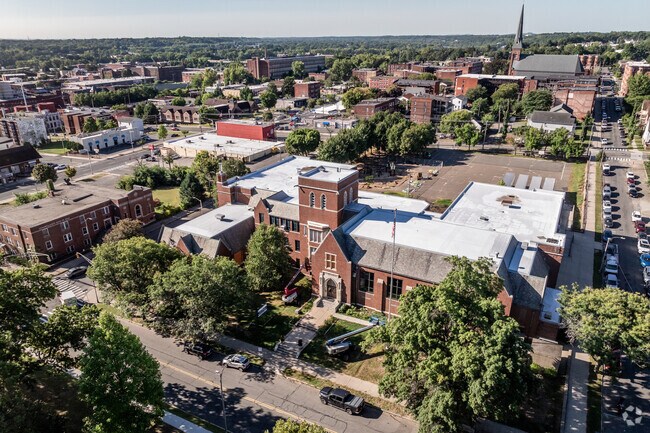 H.B. Lawrence Elementary School is located in Holyoke.