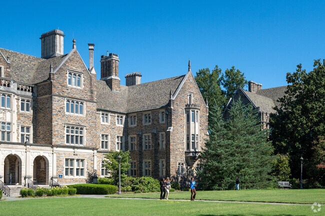 Cross County is a short drive from Duke University.