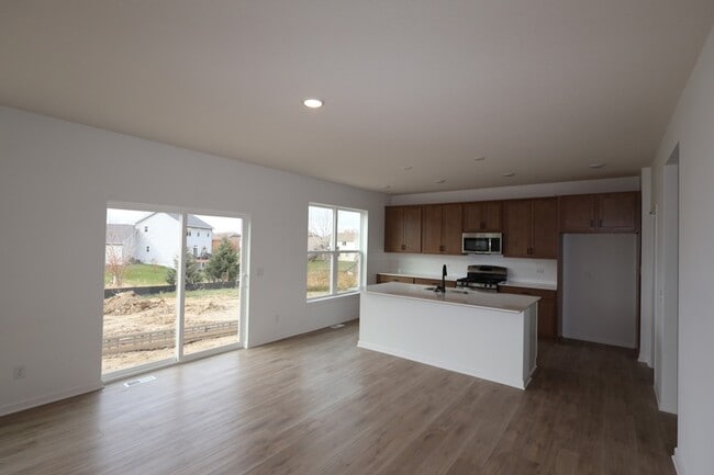 7249 Large Ave NE, Otsego, MN 55330 - photo 2