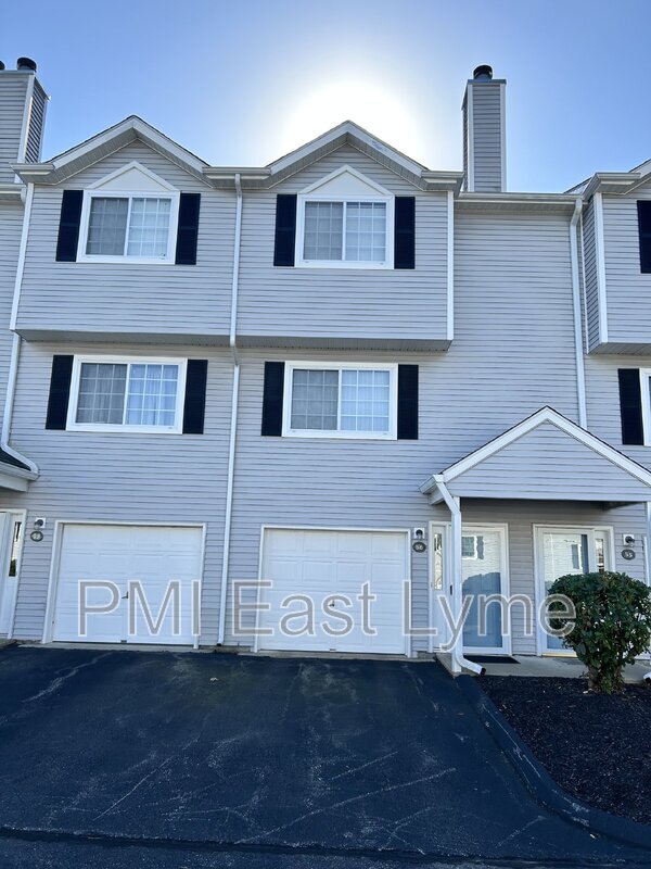 310 Boston Post Rd Unit 56, Waterford, CT 06385