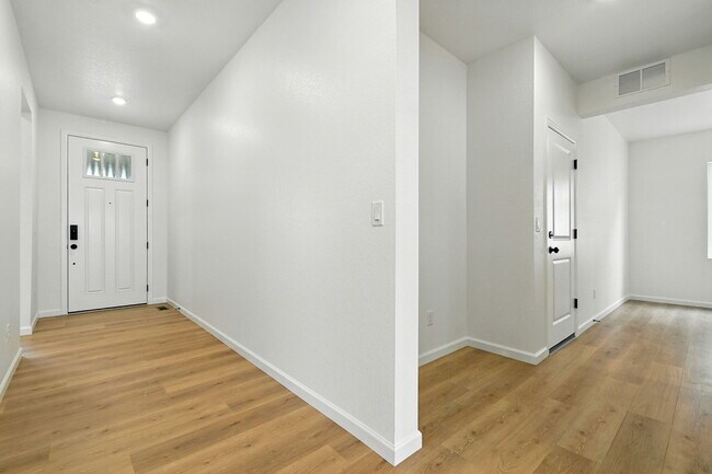 17075 W 92nd Loop, Arvada, CO 80007 - photo 5