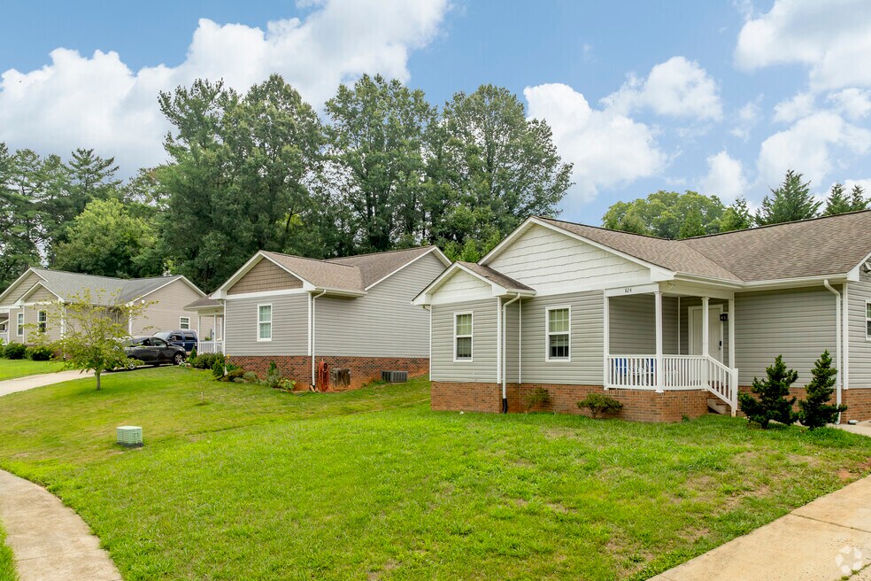 NH_GreenPark_555810_v8_phase2_073024